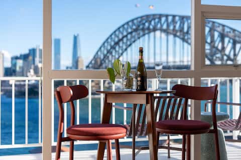 Romantic Harbor Bridge + Opera House Getaway