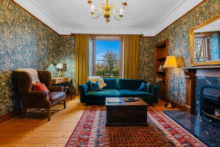 2 Bed Period Victorian Property In Historic Town - Haddington
