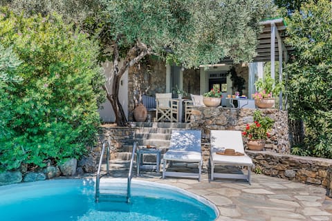 CHESTNUT TREE COTTAGE PEACEFUL RURAL SETTINGS
