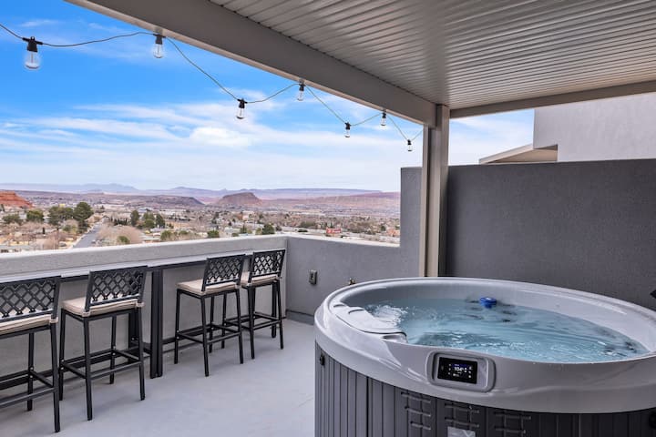 Rooftop Spa + Fire Table | Zion Views | Sleeps 10 - St. George