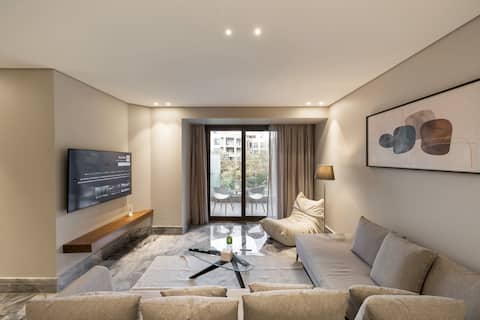 3-Bedroom Apart with Garden Views & Balcony SF