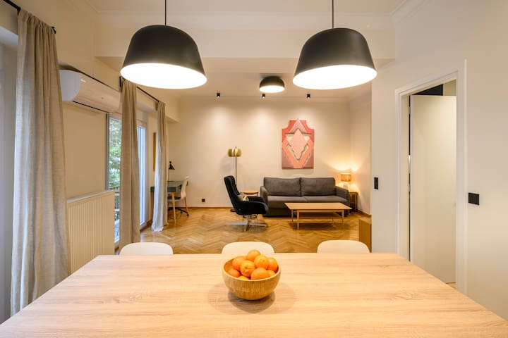 Plaka Premier Stay – Steps from Acropolis