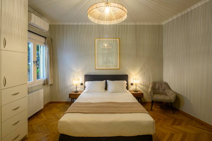 Plaka Premier Stay – Steps from Acropolis gallery image 5