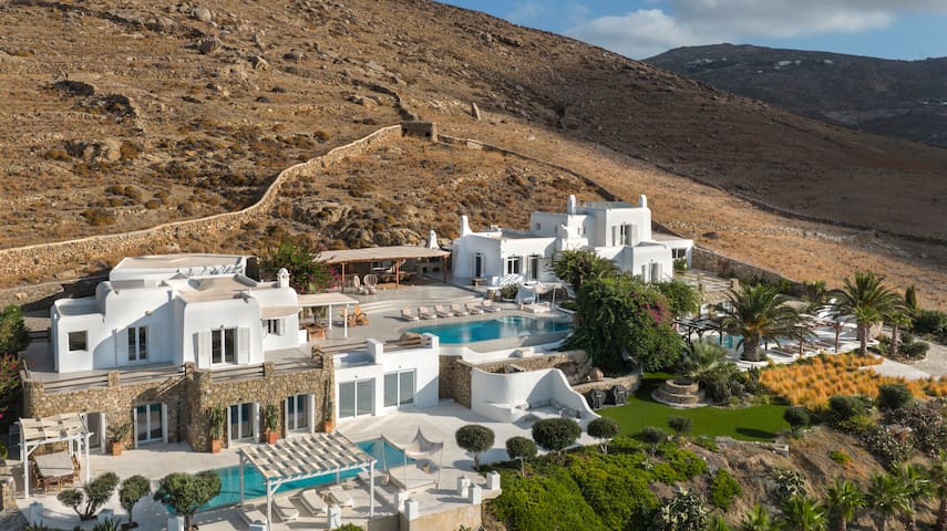 Lia Villas Mykonos Estate