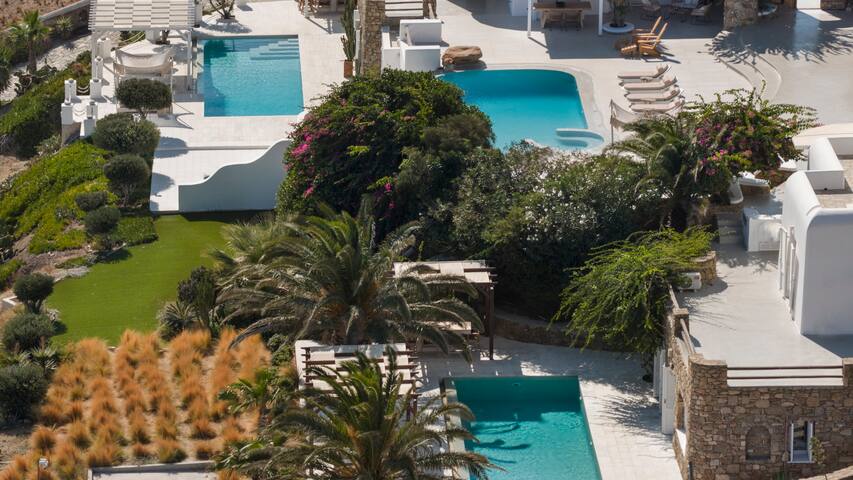 Lia Villas Mykonos Estate gallery image 5