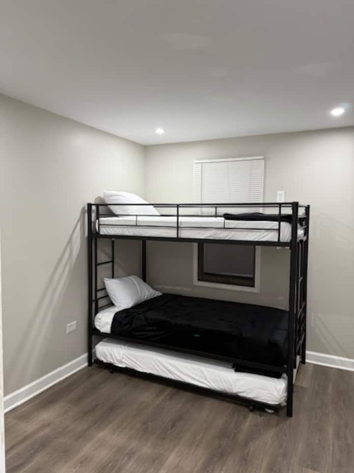 Schlafzimmer 2