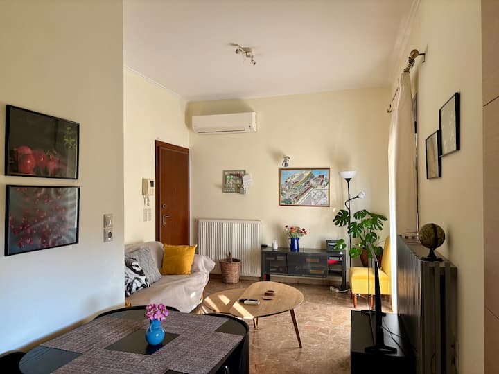 70m² Vibrant & Sunny Apt. In A Beautiful Square - Atenas