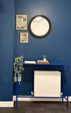 4BR• Free Car Parking • Walk to Etihad/Co-op Live gallery image 4