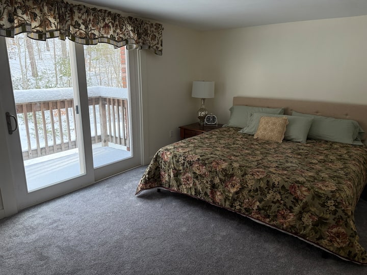 საძინებელი 1