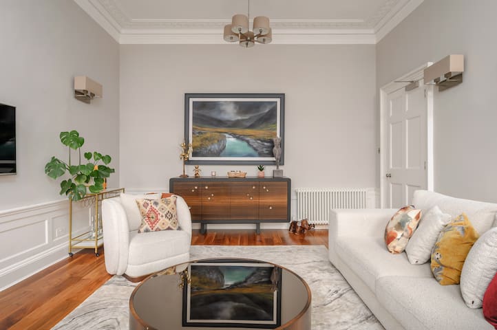 Luxurious flat in Edinburgh