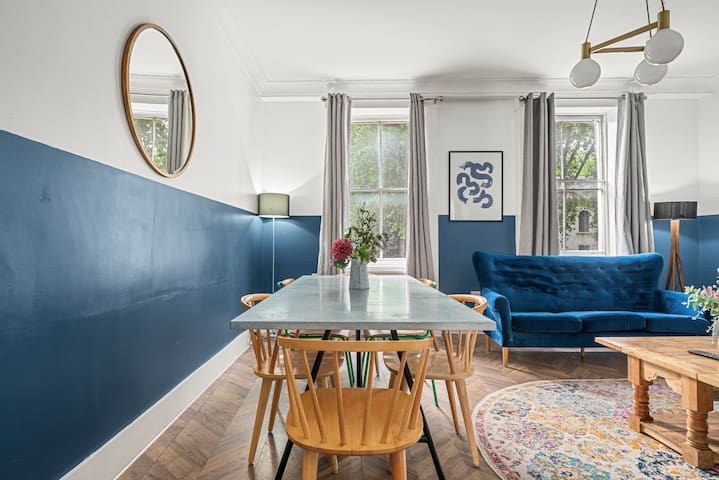 5-Bed Home in Central London | Sleeps 14 | Old St
