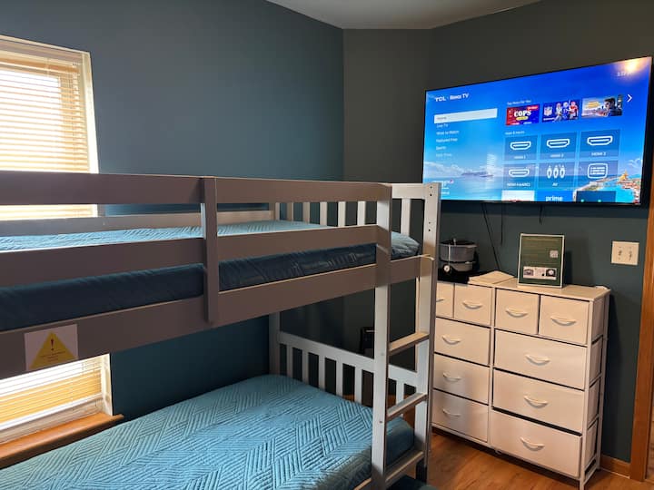 [Spavaća soba br. 3] Kreveti na kat i krevet za jednu osobu