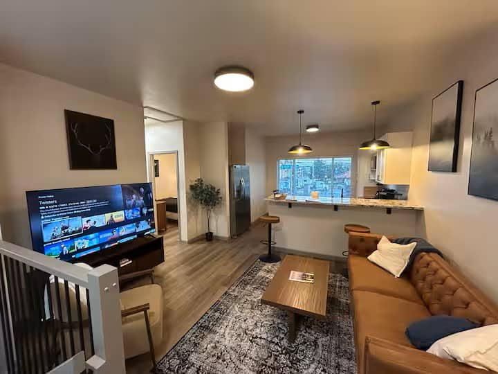 New Rawlins Apartment W Mortal Combat Console (3a) - Wyoming