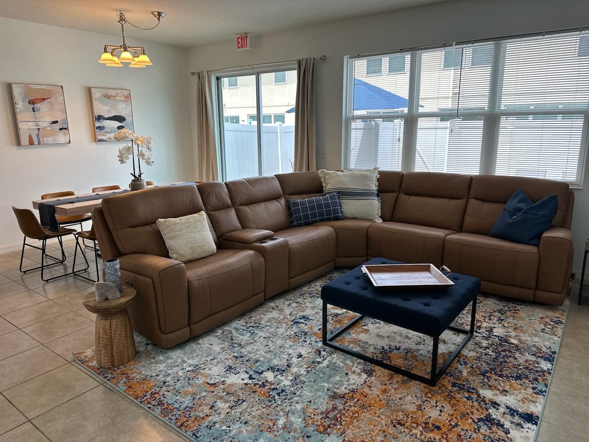 Perfect Disney Magic Getaway - Compass Bay Resort photo 4