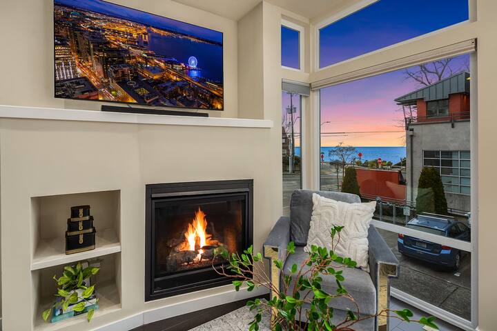 Stunning Beach+Mtn Views! Rooftop•Full AC•King Bed gallery image 3