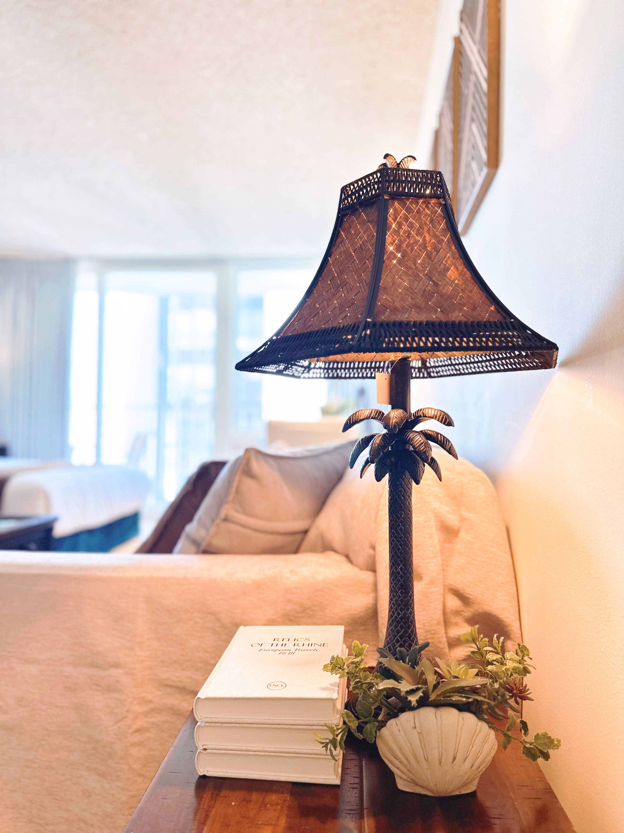 Tropical Escape in Waikiki with Free Parking - Image 48
