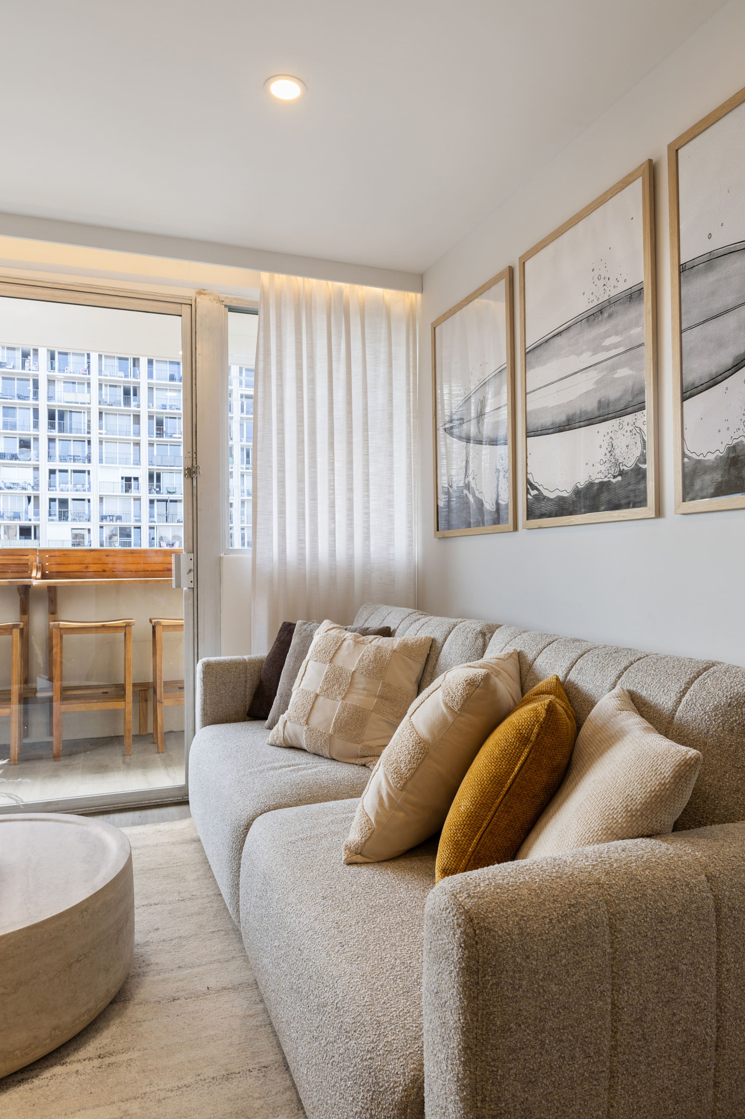 Waikiki Luxury Penthouse Oasis - Image 9