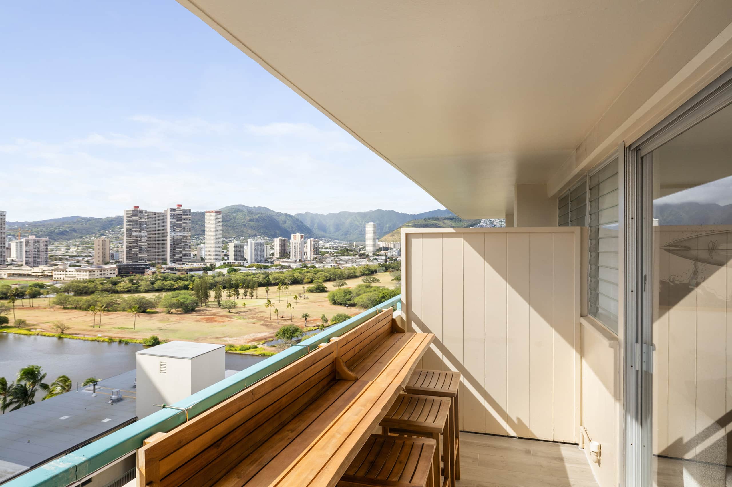 Waikiki Luxury Penthouse Oasis - Image 45