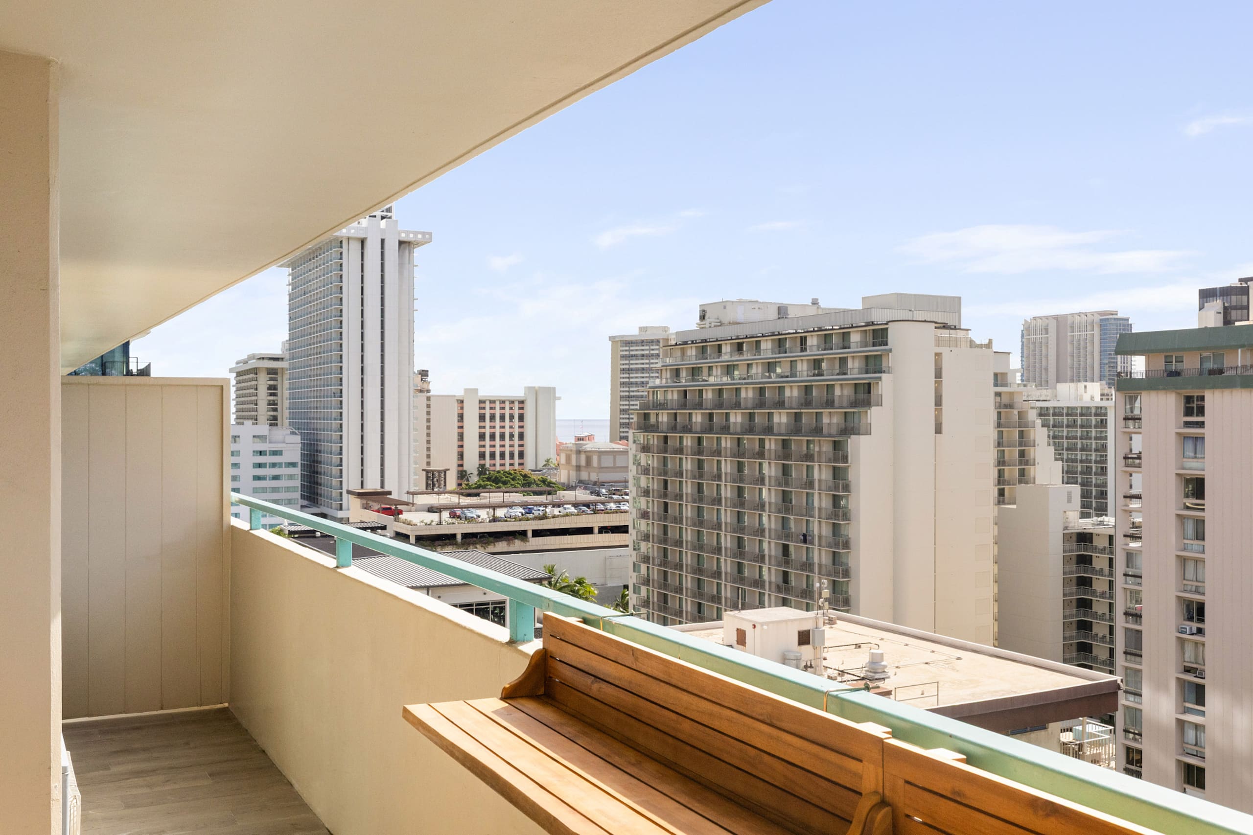 Waikiki Luxury Penthouse Oasis - Image 48