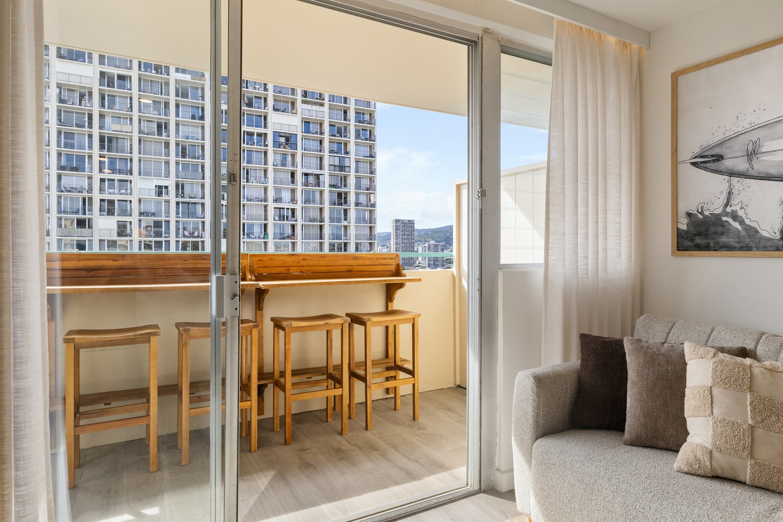 Waikiki Luxury Penthouse Oasis - Image 46
