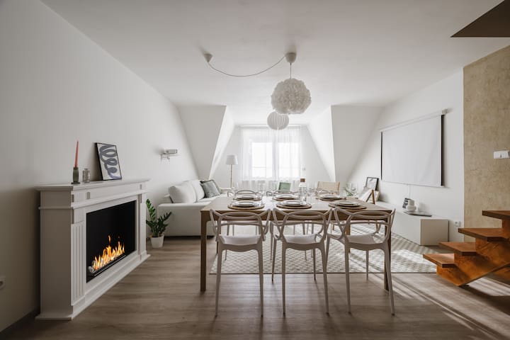 Modern 4story,4BDR,2BATH:AC, P, Sauna,Garden&Gril