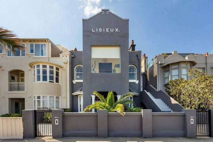 Lisieux By Ready Set Stay gallery image 2