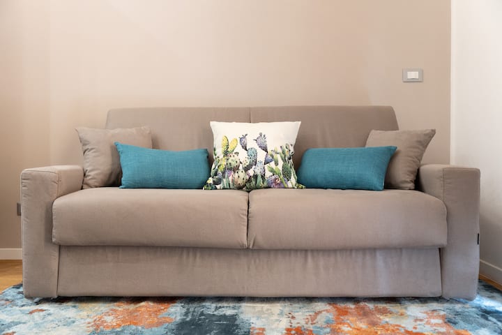 Senyum • Sea View Penthouse In City Center - Piombino