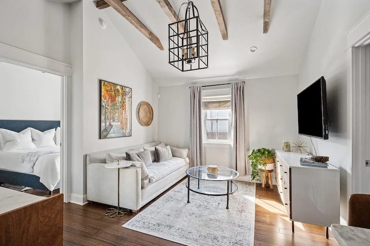Private Retreat Dt Charleston - 1bed/1bath - Charleston, SC