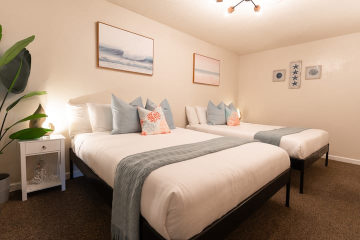 #7 Coral Queens- Beachfront, Ac, Steps To Pier. - Huntington Beach, CA