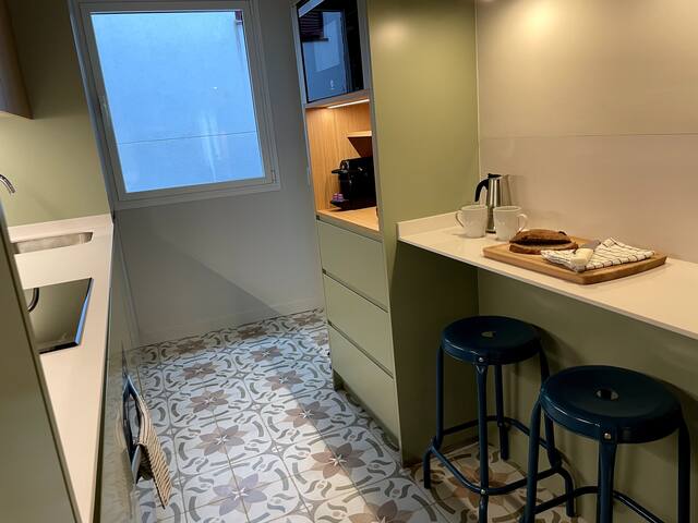 Luxury 2 bd 2 bth – Gran Via/Chueca gallery image 2