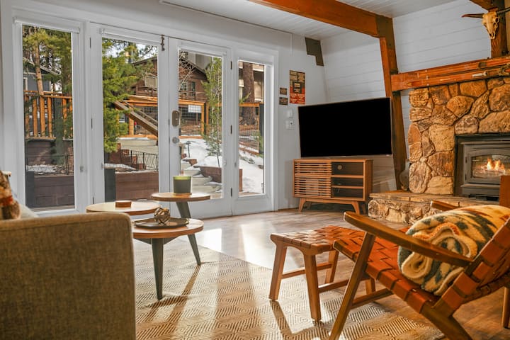 The Ireland Lake House - Big Bear Lake, CA