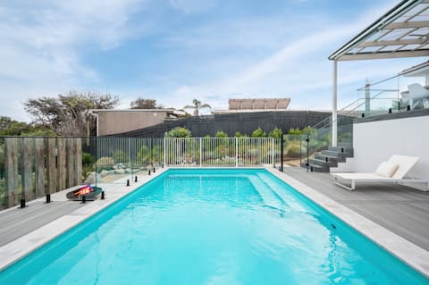 Family Beach Retreat With Heated Pool Blairgowrie