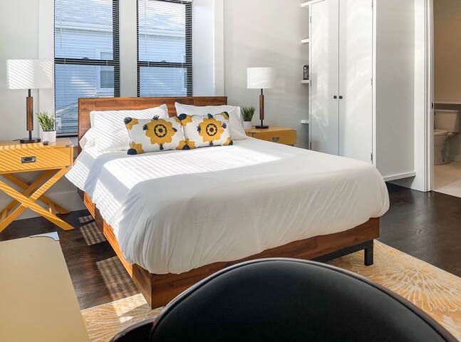 (DR81) New Home, Close 2 City, Spacious 6 Beds W/D gallery image 2