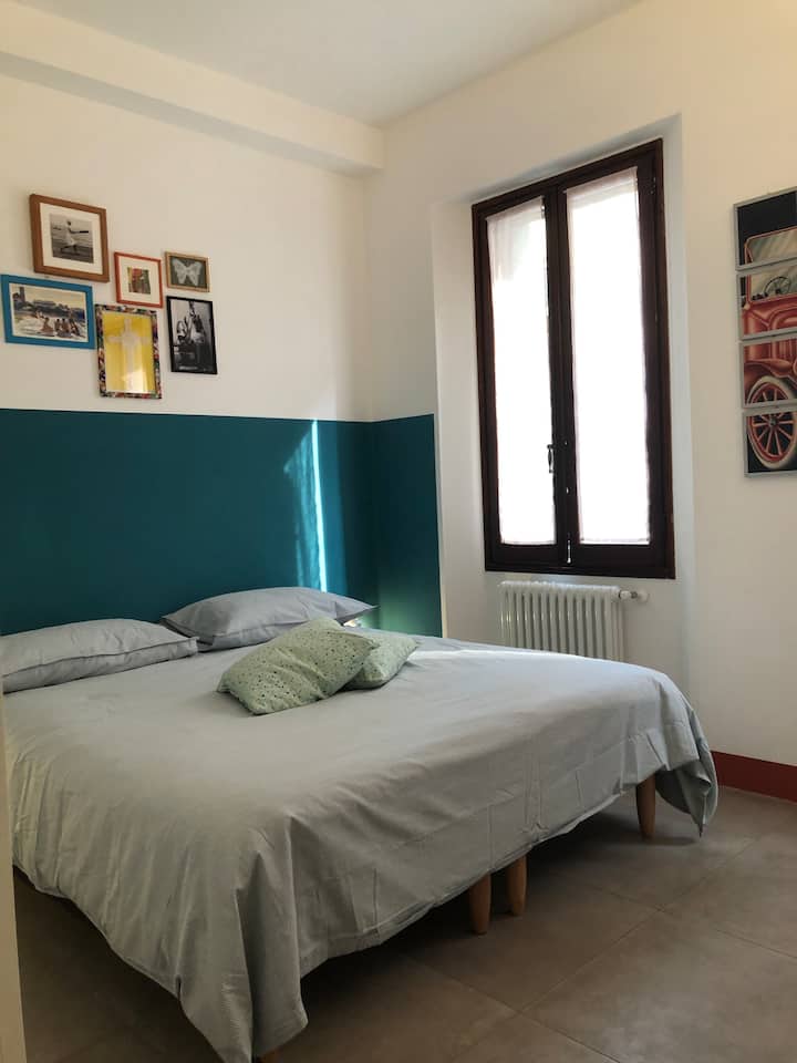 საძინებელი 1