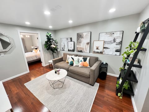 Successful Airbnb property: Amazing 2BR Home Next to Park + Stunning Yard in Excelsior