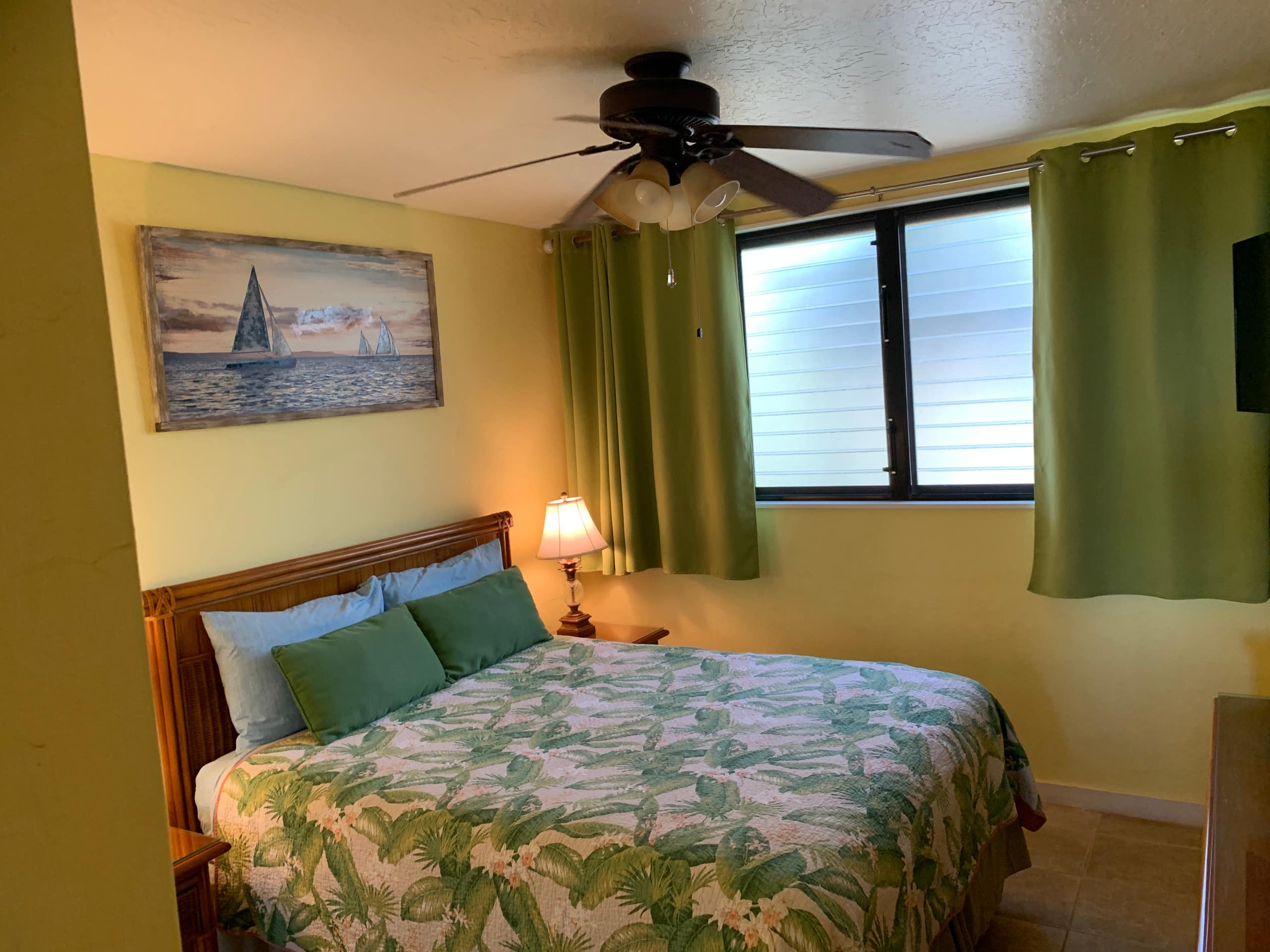 West Maui Oceanfront 2BR Oceanview. AC - Image 11