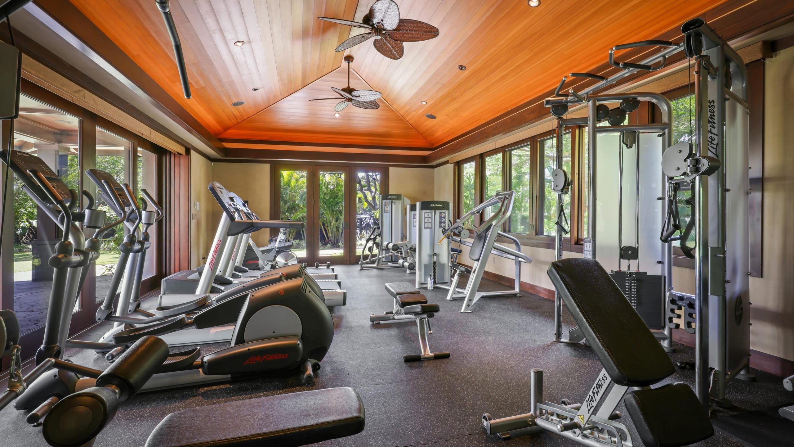 Home in Waimea · ★5.0 · 4 bedrooms · 8 beds · 3.5 baths - Image 53