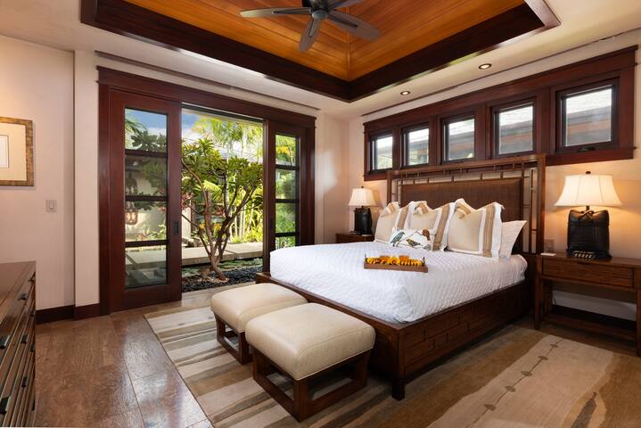 PiH: Nohea Kai ~Relax in Luxury, eBikes, Pool, Spa gallery image 3