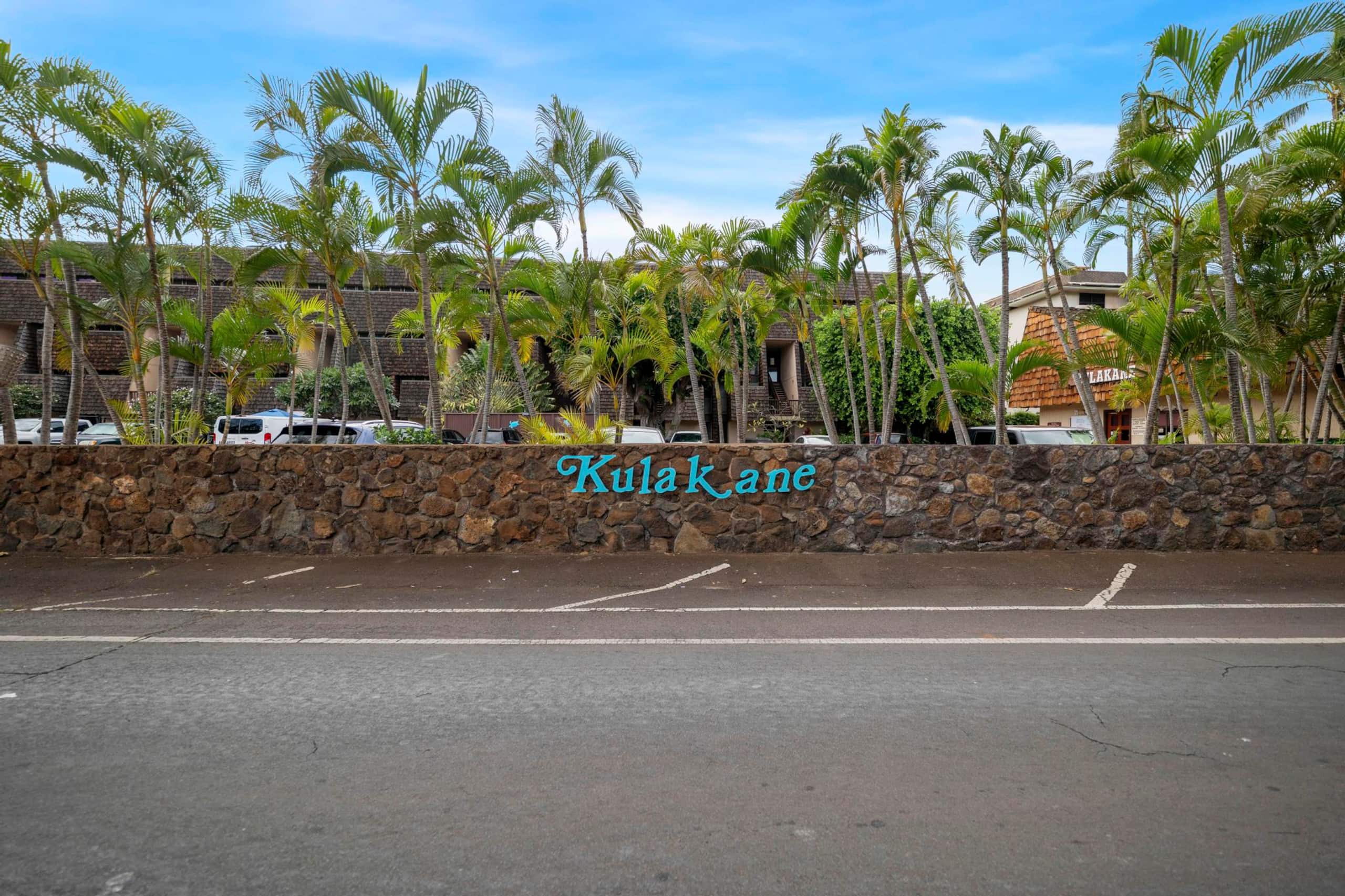 Oceanfront Maui Condo-Walk to Beach, Shops, Cafés - Image 43