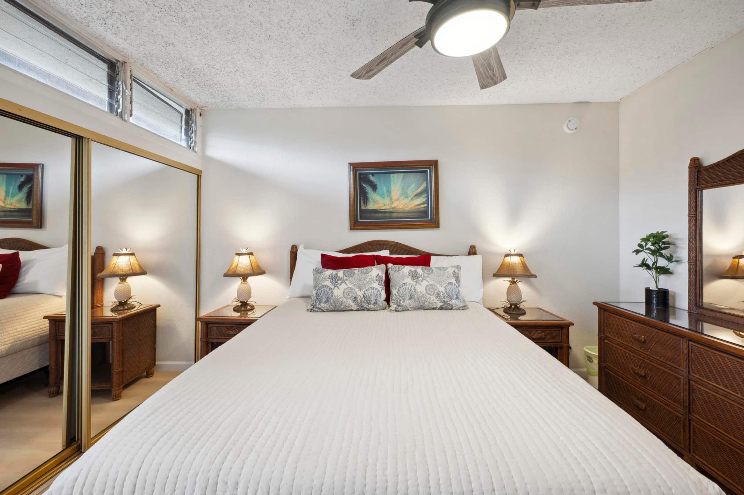 Oceanfront Maui Condo-Walk to Beach, Shops, Cafés - Image 20