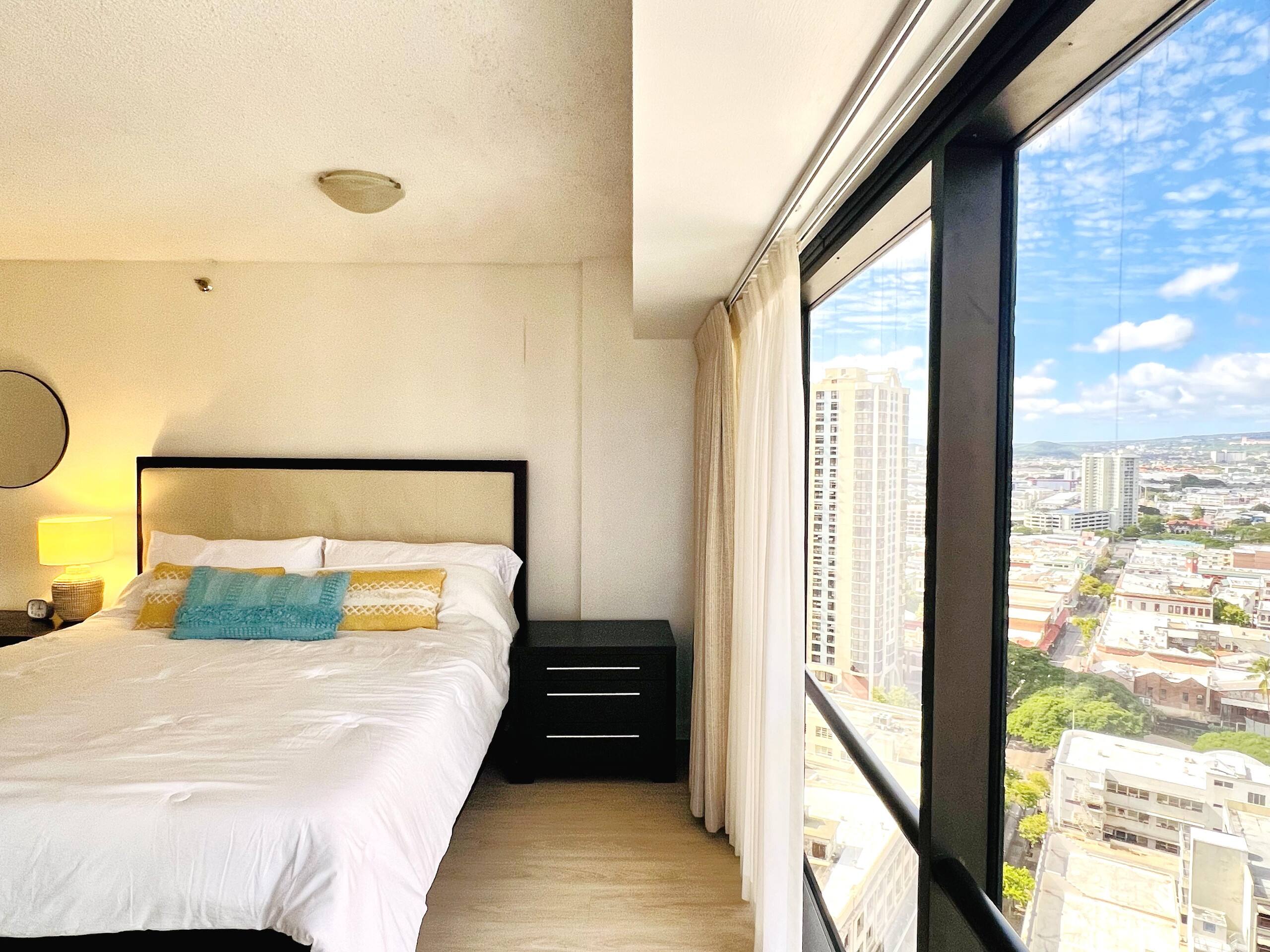 Urban Oasis: Chic & Cozy Stay at Town - Image 17