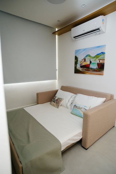 Top Airbnb: Copacabana Refuge, comfort 190m from the beach. em Copacabana