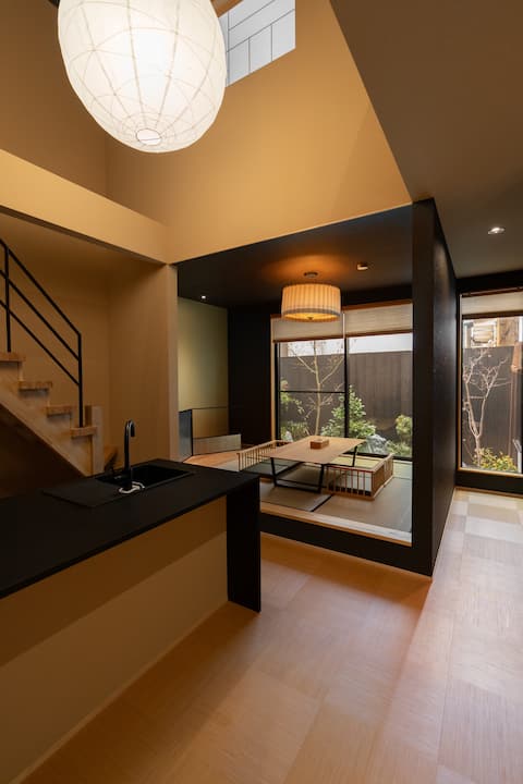 [TsuruINN Okayama] 5minTengachaya Direct to KIX