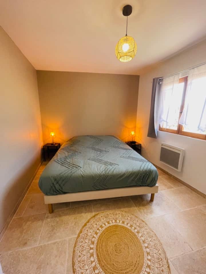 غرفة النوم 1