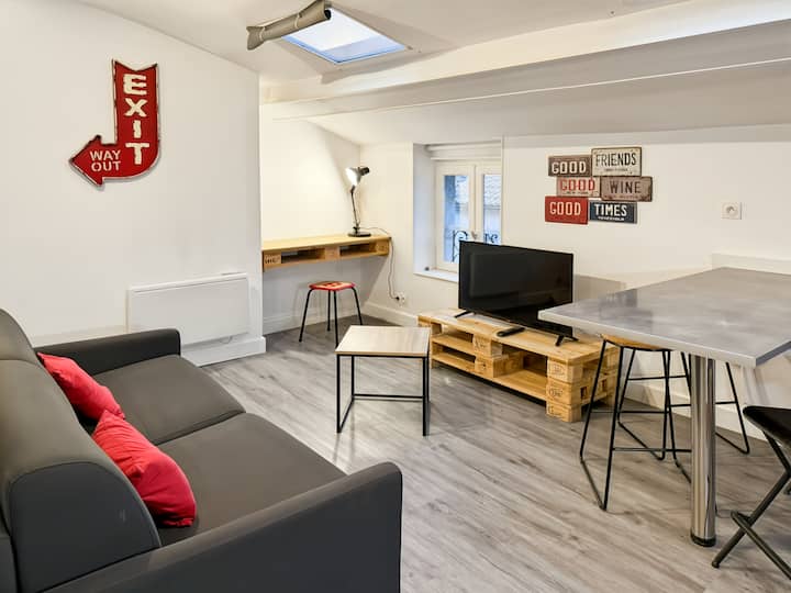 Appartement Cosy Cœur D'aurillac, 2 Lits, Wifi - Aurillac
