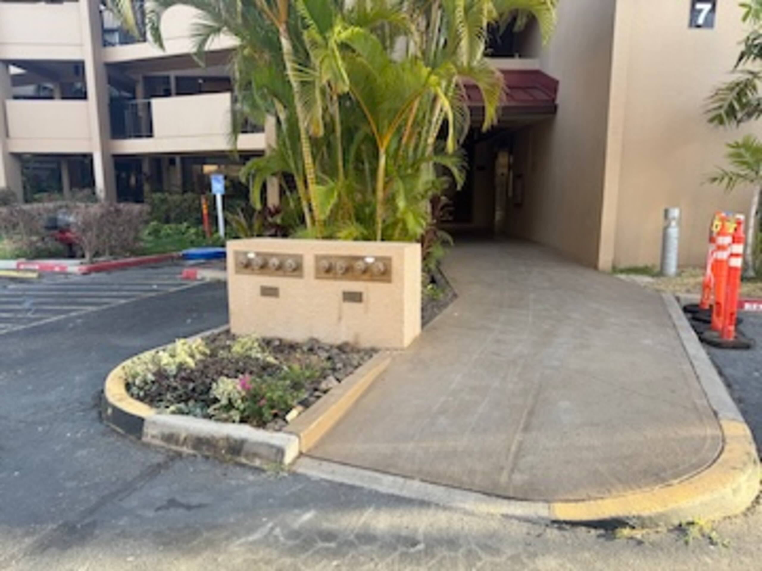 Townhouse in Kihei · ★5.0 · 1 bedroom · 2 beds · 2 baths - Image 142