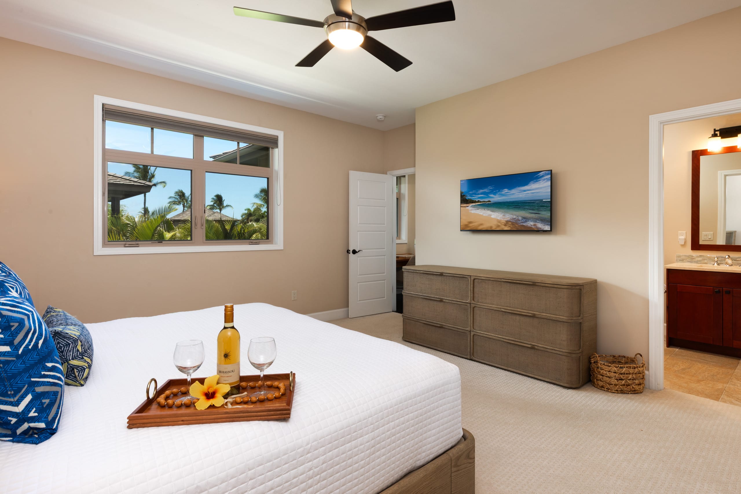 Home in Waimea · ★4.93 · 4 bedrooms · 7 beds · 3.5 private baths - Image 21