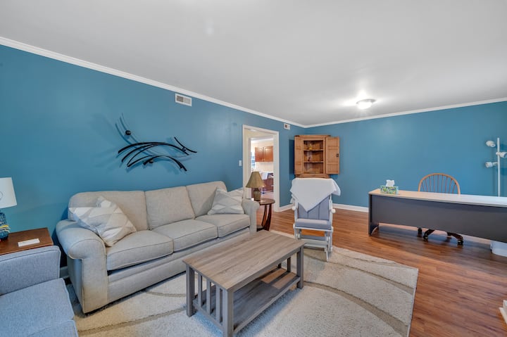 Corner Chateau - Wesley Chapel, NC