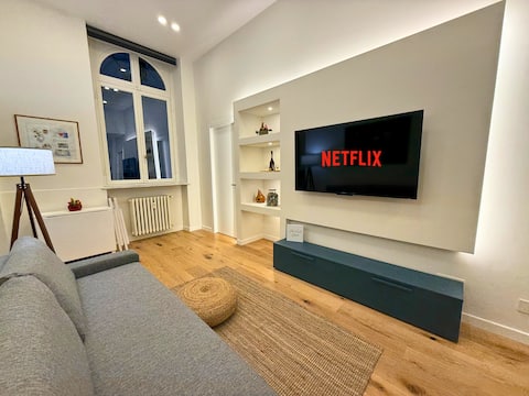 Cozy downtown apartment