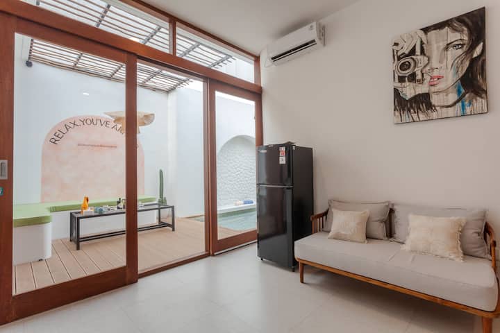 New Sanur Villa - Private Pool & Rooftop - Sanur